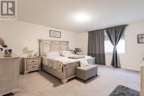 278 Sharon Creek Drive, East Gwillimbury, ON - Indoor Photo Showing Bedroom
