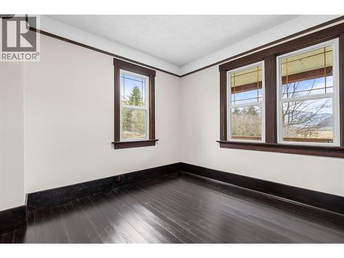 main floor - 3135 Edes Road, Salmon Arm, BC - Indoor Photo Showing Other Room