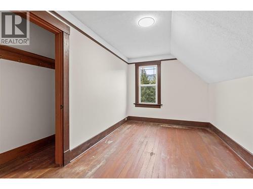 second floor - 3135 Edes Road, Salmon Arm, BC - Indoor Photo Showing Other Room