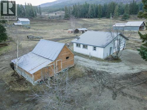 3135 Edes Road, Salmon Arm, BC - Outdoor