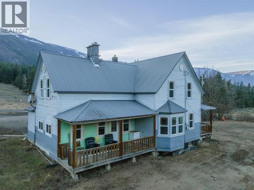 3135 Edes Road, Salmon Arm, BC - Outdoor