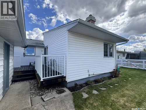 423 7Th Avenue W, Biggar, SK - Outdoor With Exterior