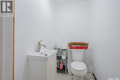 310 F Avenue S, Saskatoon, SK - Indoor