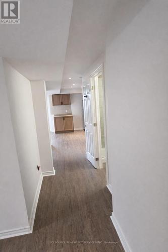 BASEMENT APARTMENT - 109 ROMANCE DRIVE , Richmond Hill, Ontario L4S 2R9 4