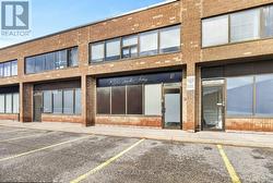 10 - 160 CIDERMILL AVENUE  Vaughan, ON L4K 4K5
