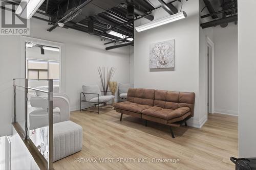 10 - 160 Cidermill Avenue, Vaughan, ON 