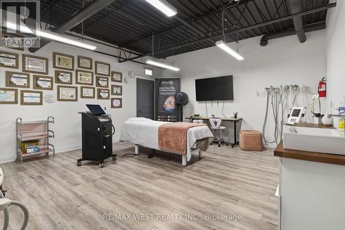 10 - 160 Cidermill Avenue, Vaughan, ON 