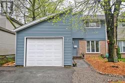 7 RANCHWOOD CRESCENT London North (North F), ON N6G 3A1