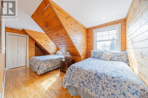 73028 Denise Court, Bluewater (Zurich), ON - Indoor Photo Showing Bedroom