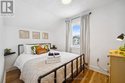 248 Lincoln Road W, Fort Erie (Crystal Beach), ON - Indoor Photo Showing Bedroom