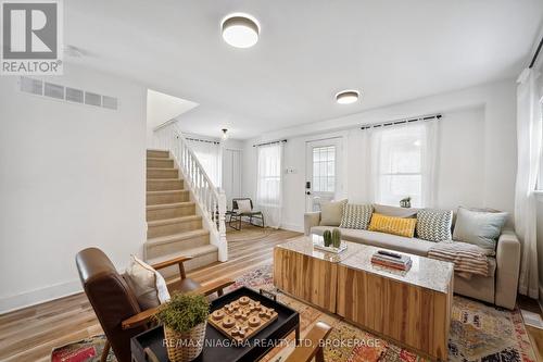248 Lincoln Road W, Fort Erie (Crystal Beach), ON - Indoor Photo Showing Living Room