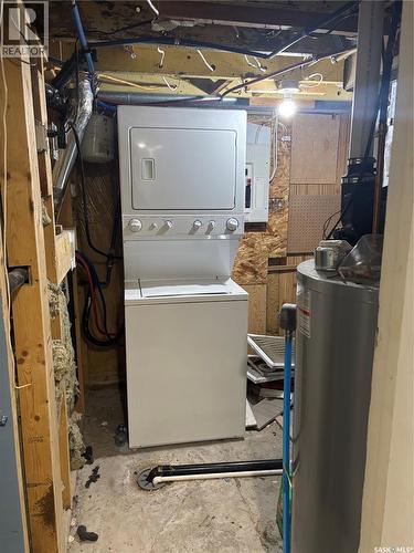 1306 B Avenue N, Saskatoon, SK - Indoor Photo Showing Other Room