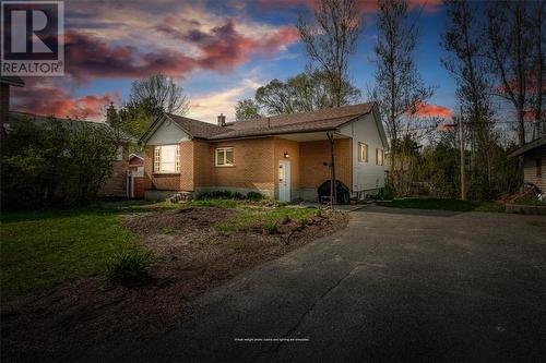 60 Allan, Coniston, ON - Outdoor