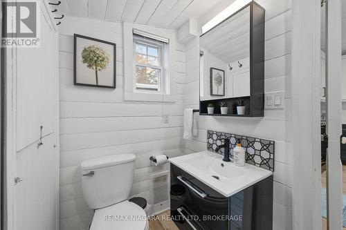 343 Cambridge Road W, Fort Erie (Crystal Beach), ON - Indoor Photo Showing Bathroom