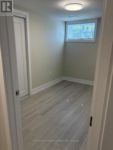 Bedroom 2 - 5380 Mericourt Road, Burlington, ON - Indoor Photo Showing Other Room