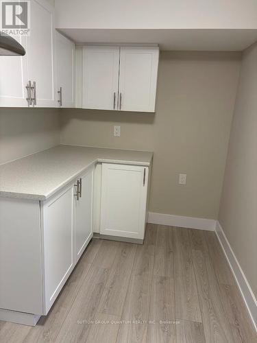 5380 Mericourt Road, Burlington, ON - Indoor