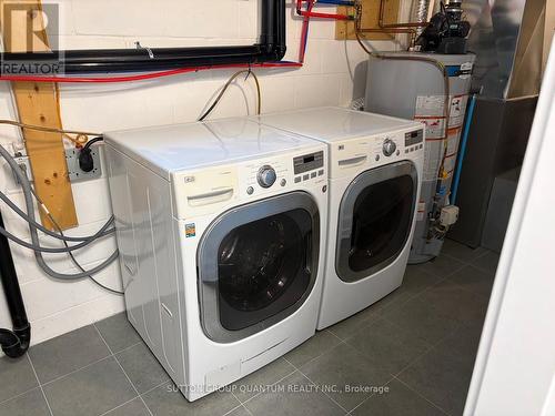 5380 Mericourt Road, Burlington, ON - Indoor Photo Showing Laundry Room