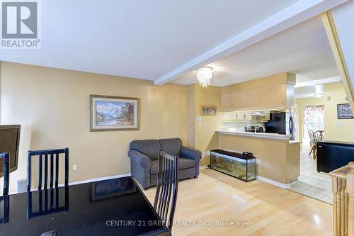 3 Desert Sand Drive, Brampton, ON - Indoor