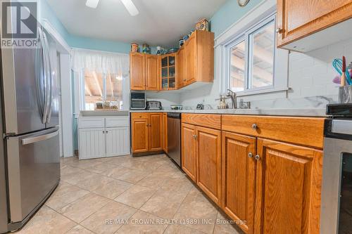 33 Dominion Avenue, Kapuskasing, ON - Indoor Photo Showing Kitchen