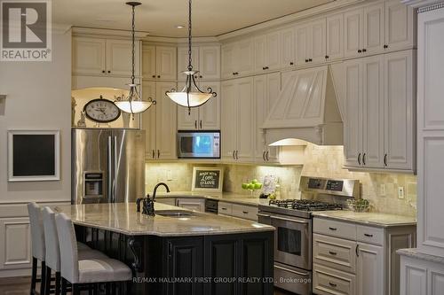 5 Ironwood Crescent, Brighton, ON - Indoor Photo Showing Kitchen With Upgraded Kitchen
