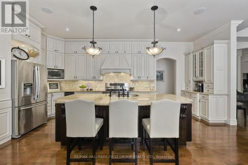 5 Ironwood Crescent, Brighton, ON - Indoor Photo Showing Kitchen With Upgraded Kitchen