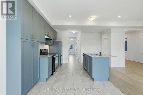 20 Hillcroft Way, Kawartha Lakes, ON - Indoor Photo Showing Kitchen
