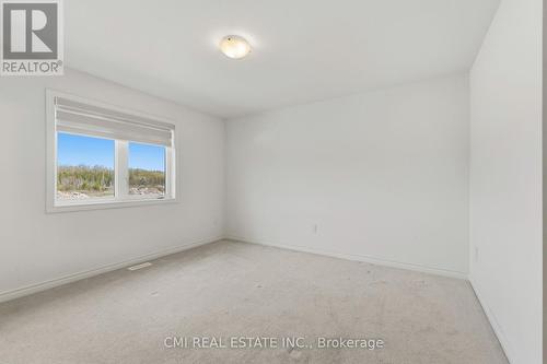 20 Hillcroft Way, Kawartha Lakes, ON - Indoor Photo Showing Other Room