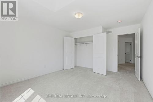 20 Hillcroft Way, Kawartha Lakes, ON - Indoor Photo Showing Other Room