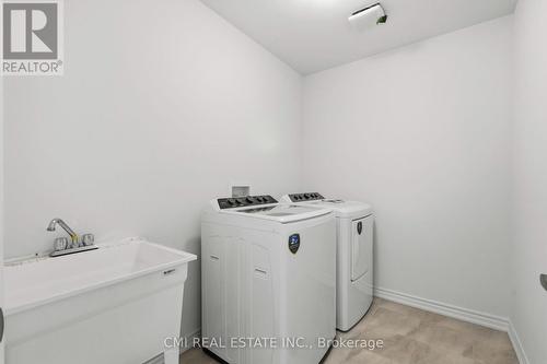 20 Hillcroft Way, Kawartha Lakes, ON - Indoor Photo Showing Laundry Room