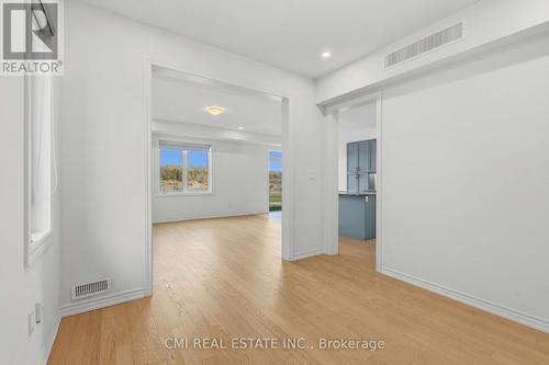 20 Hillcroft Way, Kawartha Lakes, ON - Indoor Photo Showing Other Room
