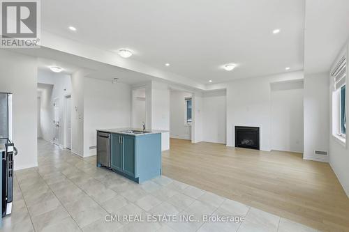 20 Hillcroft Way, Kawartha Lakes, ON - Indoor
