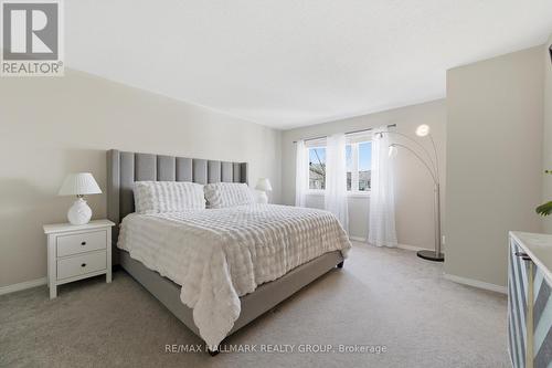 2208 Brockstone Crescent, Ottawa, ON - Indoor Photo Showing Bedroom
