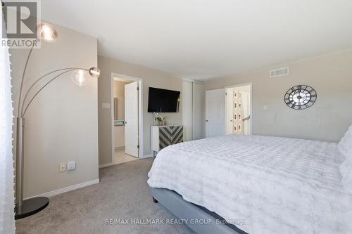 2208 Brockstone Crescent, Ottawa, ON - Indoor Photo Showing Bedroom