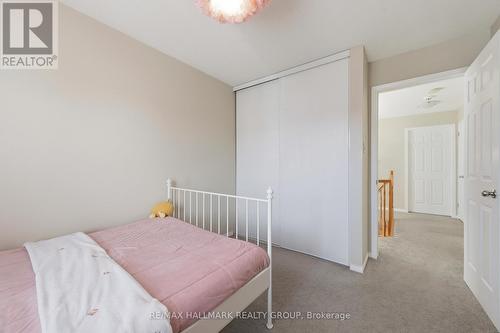 2208 Brockstone Crescent, Ottawa, ON - Indoor Photo Showing Bedroom