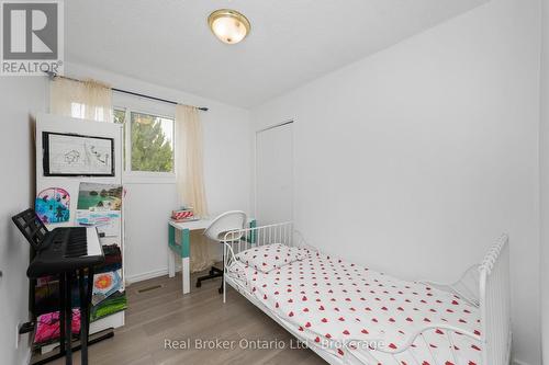 41 - 1420 Garth Street, Hamilton (Falkirk), ON - Indoor Photo Showing Bedroom