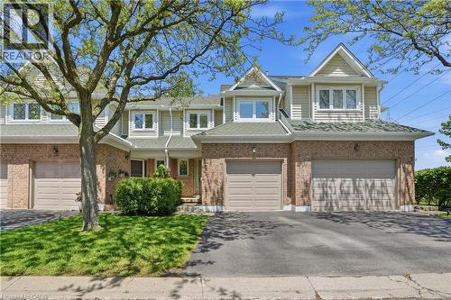 2215 CLEAVER Avenue Unit# 16  Burlington, ON L7M 4C5
