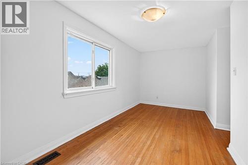 447 Melvin Avenue, Hamilton, ON - Indoor Photo Showing Other Room
