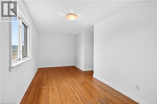 447 Melvin Avenue, Hamilton, ON - Indoor Photo Showing Other Room