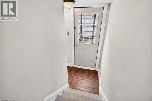 447 Melvin Avenue, Hamilton, ON - Indoor Photo Showing Other Room