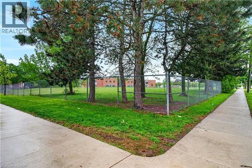 447 Melvin Avenue, Hamilton, ON - Outdoor