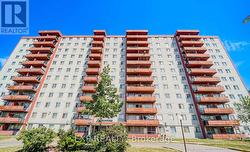 402 - 50 LOTHERTON PATHWAY Toronto, ON M6B 2G8