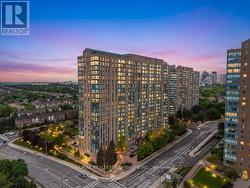 2016 - 145 HILLCREST AVENUE  Mississauga, ON L5B 3Z1