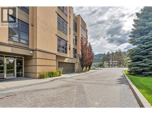 3589 Skaha Lake Road Unit# 406, Penticton, BC - Outdoor