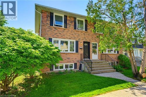26 COACHWOOD Road Unit# 6  Brantford, ON N3R 3R4
