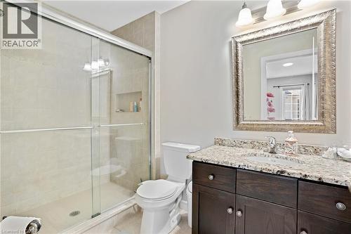 635 Saginaw Parkway Unit# 2, Cambridge, ON - Indoor Photo Showing Bathroom