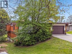 565 FOUNTAIN Street S  Cambridge, ON N3H 1J2