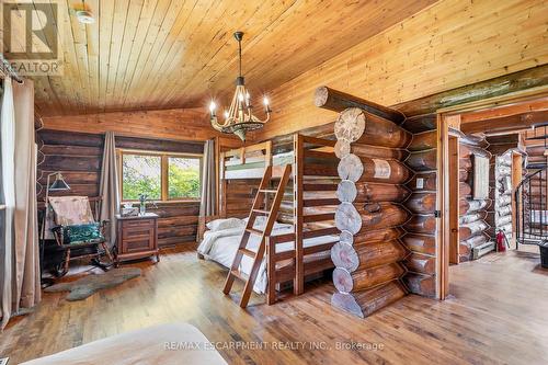 678 Chantler Road, Pelham, ON - Indoor