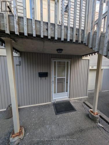 9 - 30 Green Valley Drive, Kitchener, ON - Outdoor