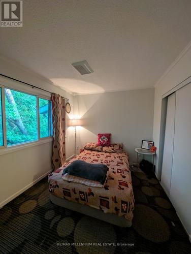9 - 30 Green Valley Drive, Kitchener, ON - Indoor Photo Showing Bedroom