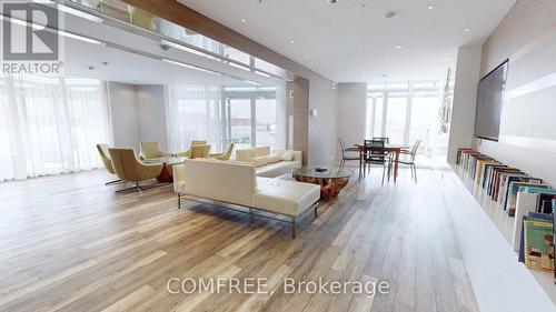 606 - 485 Richmond Road, Ottawa, ON - Indoor
